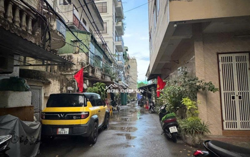 Bán Nhà Nguyễn Trãi, Thanh Xuân - Hàng Xóm Royal City - Ở Ngay - Oto Kinh Doanh - 43M, 4 Tầng.