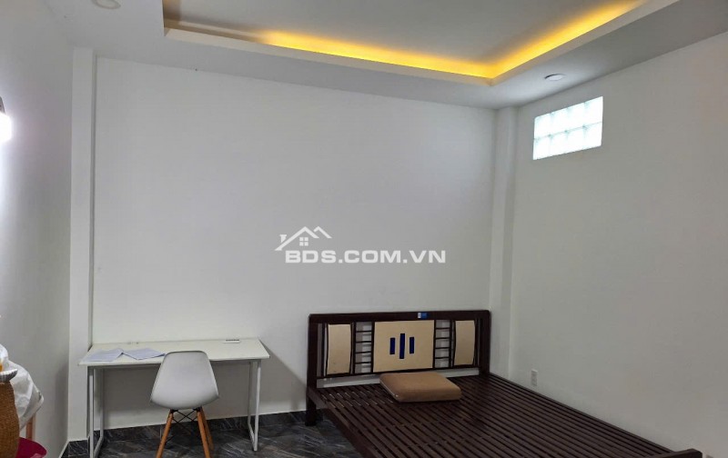 Phòng cho thuê mới 20m2 Full nội thất cơ bản hẻm 118 Phan Huy Ích