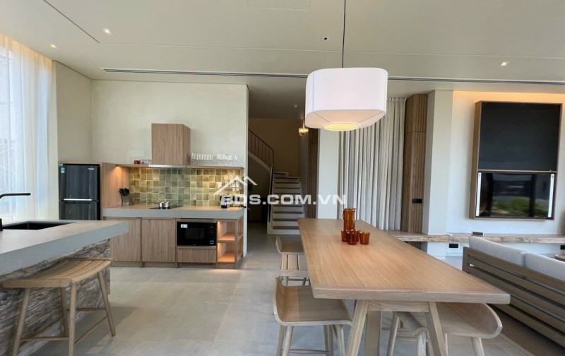 L'aurora Phu Yen Dự án nghỉ dưỡng 5* đầu tiên ở Phú Yên sở hữu vị trí đắc địa 4 mặt tiền đường sát biển.