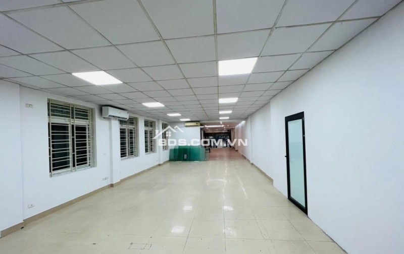 SIÊU PHẨM TÒA VĂN PHÒNG – MẶT PHỐ HOÀNG VĂN THÁI – DÒNG TIỀN 2 TỶ/NĂM