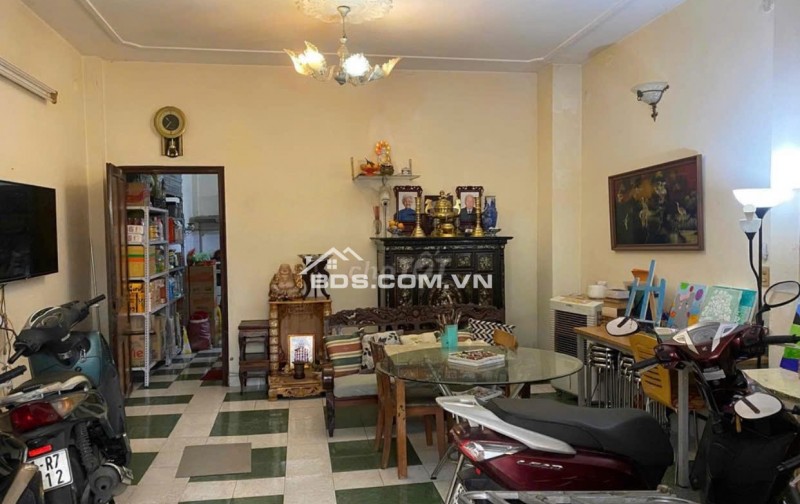 Bán nhà MT Trương Hoàng Thanh P12 Tân Bình 2 lầu (4PN, 3WC)