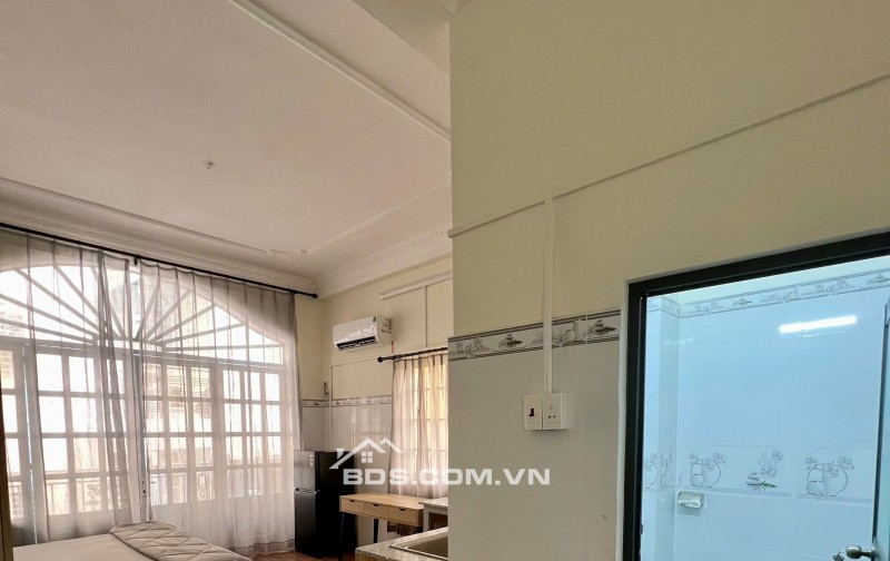 Cho thuê căn hộ full nội thất vị trí đẹp ngay Lý Chính Thắng Q3