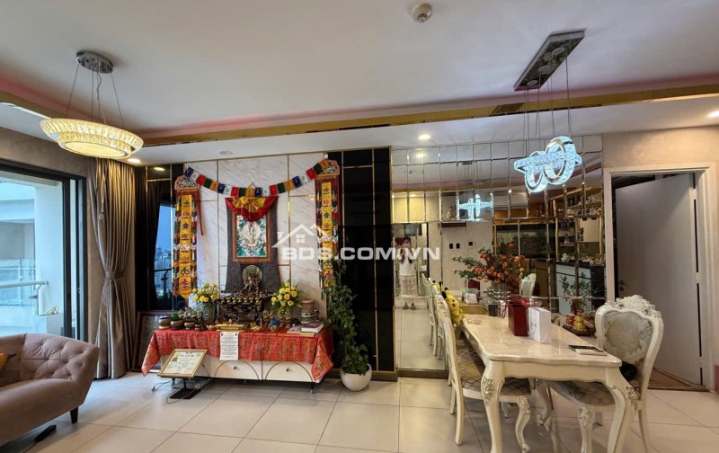 Cho thuê Căn hộ cao cấp 110m2 Chung Cư Goldview Q4 Full nội thất