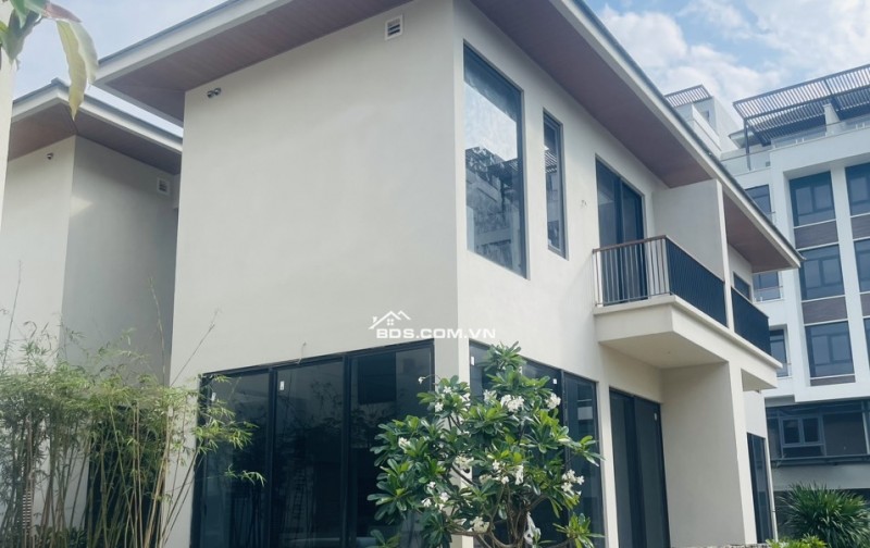 L'aurora Phu Yen Dự án nghỉ dưỡng 5* đầu tiên ở Phú Yên sở hữu vị trí đắc địa 4 mặt tiền đường sát biển.