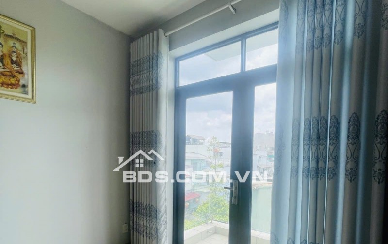 Bán nhà 1 trệt 2 lầu hẻm 8m đường Liên Tỉnh 5 P6 Q8 tiện kinh doanh