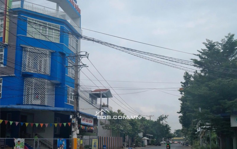 Cần bán 2 nhà riêng biệt (1 trệt, 1 lầu) tại đường 18 khu dân cư Vĩnh Phú 2. Vĩnh Phú