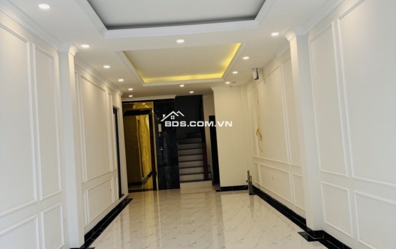  NHÀ MỚI – FULL NỘI THẤT – THANG MÁY – Ô TÔ 7 CHỖ VÀO NHÀ – TRUNG TÂM THẠCH BÀN 