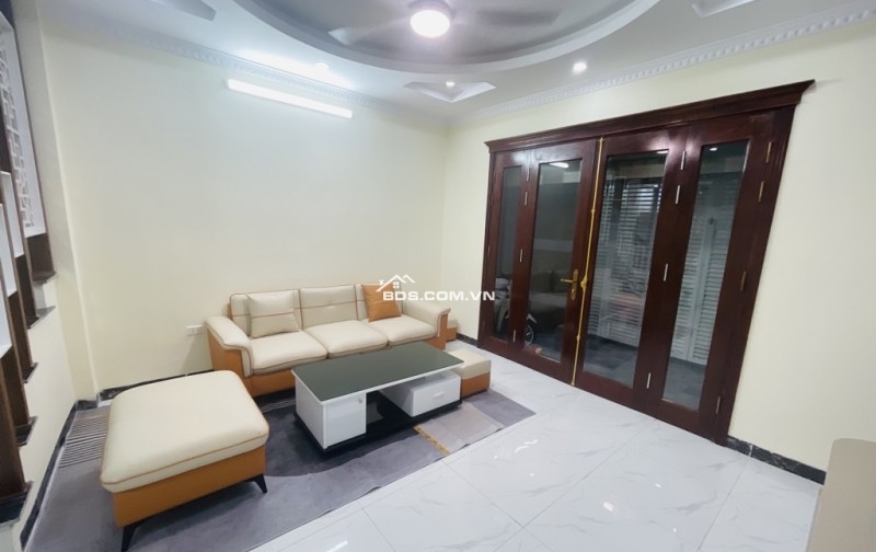 KÍNH  KOONG - GẦN PHỐ - FULL NỘI THẤT -  TIỆN ÍCH NGẬP TRÀN – THẠCH BÀN LONG BIÊN