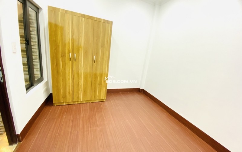 BÁN NHÀ ĐẸP SÁNG LOÁNG THANH XUÂN - TRUNG TÂM NGÃ TƯ SỞ 32M HƠN 6 TỶ