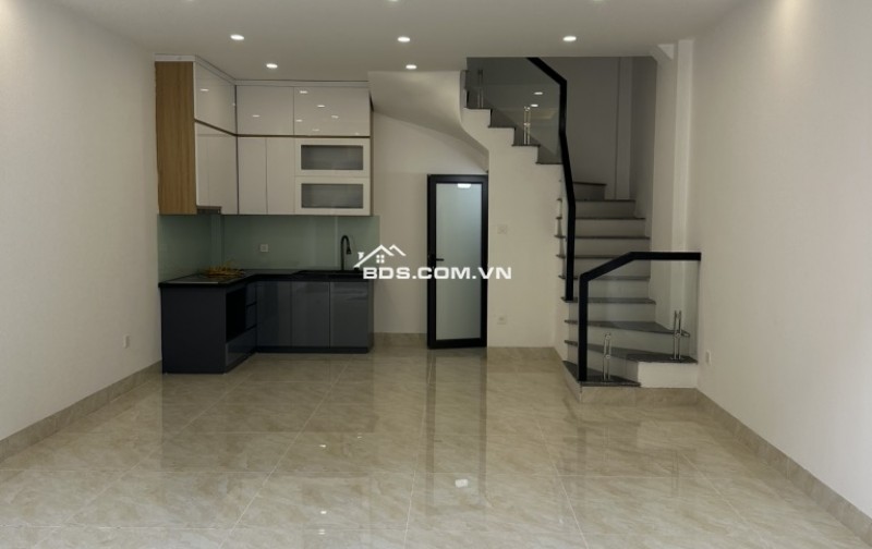  NHÀ MỚI KÍNH KOONG – MẶT TIỀN QUYỀN LỰC – THÔNG SỐ VÀNG – Ô TÔ VÀO NHÀ – SỔ HOA HẬU 
