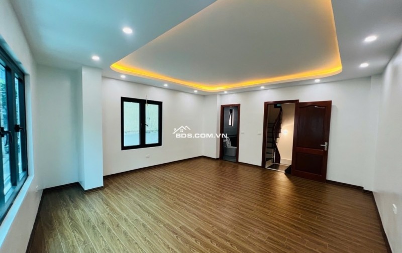 SIÊU PHẨM LÔ GÓC – 7 TẦNG THANG MÁY – VỈA HÈ – Ô TÔ TRÁNH – KINH DOANH CỰC ĐỈNH
