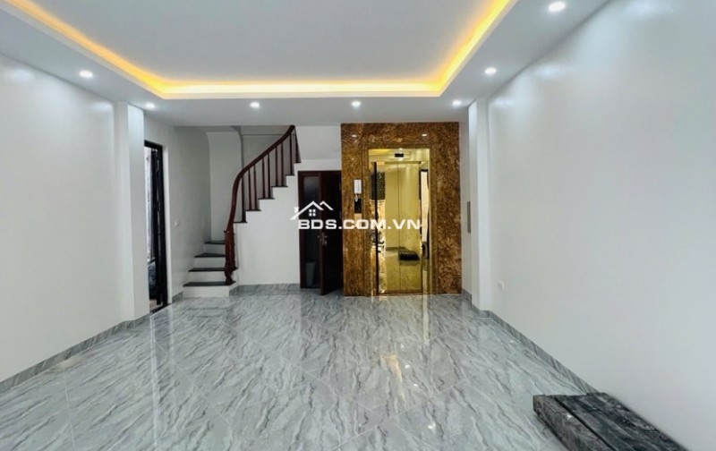 SIÊU PHẨM LÔ GÓC – 7 TẦNG THANG MÁY – VỈA HÈ – Ô TÔ TRÁNH – KINH DOANH CỰC ĐỈNH