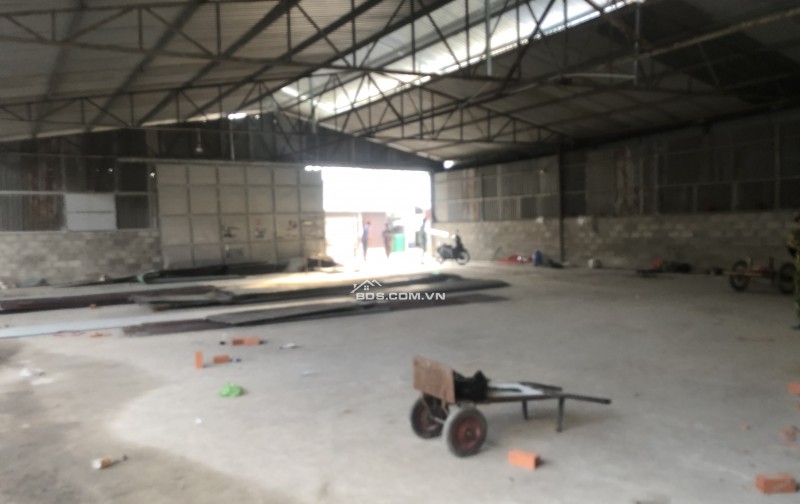 Nhà xưởng cho thuê 1300m2 Tô Ngọc Vân Quận 12