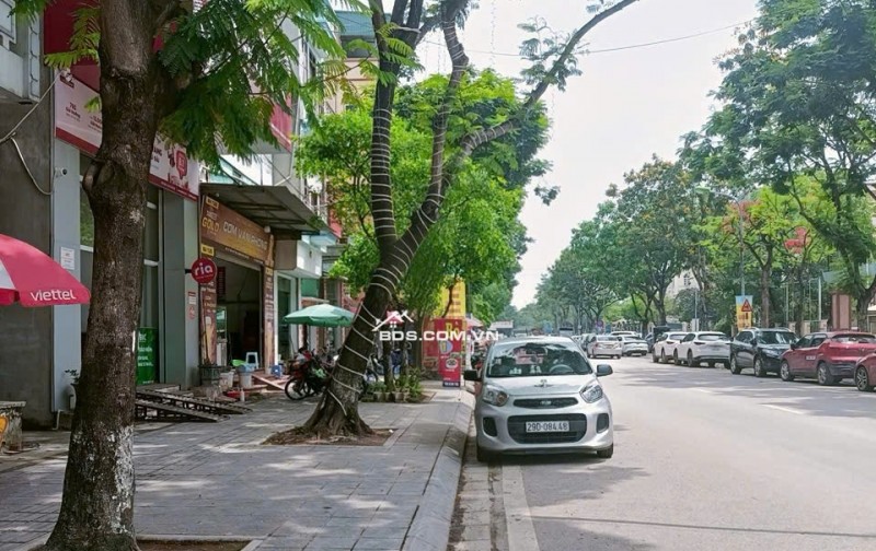 BÁN NHÀ PHÂN LÔ KĐT ĐỊNH CÔNG - GẦN BỆNH VIỆN, UBND PHƯỜNG - VỈA HÈ KINH DOANH - 85M- 5 TẦNG - 22 TỶ