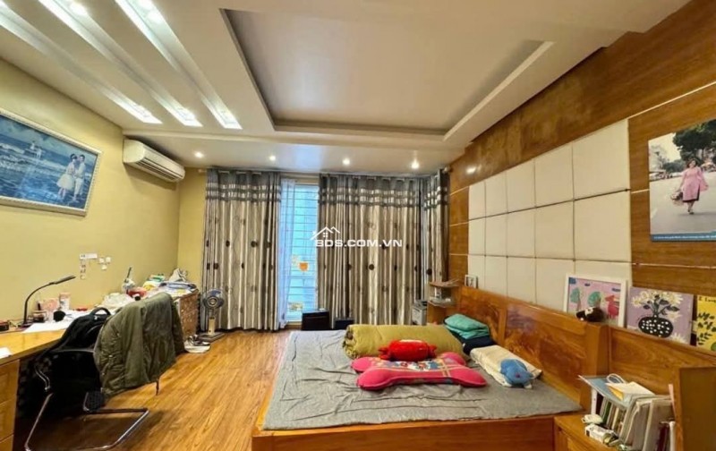 LÔ GÓC 3 MẶT THOÁNG – NGÕ THÔNG – Ô TÔ TRÁNH – MẶT TIỀN 5M – SỔ VUÔNG ĐẸP