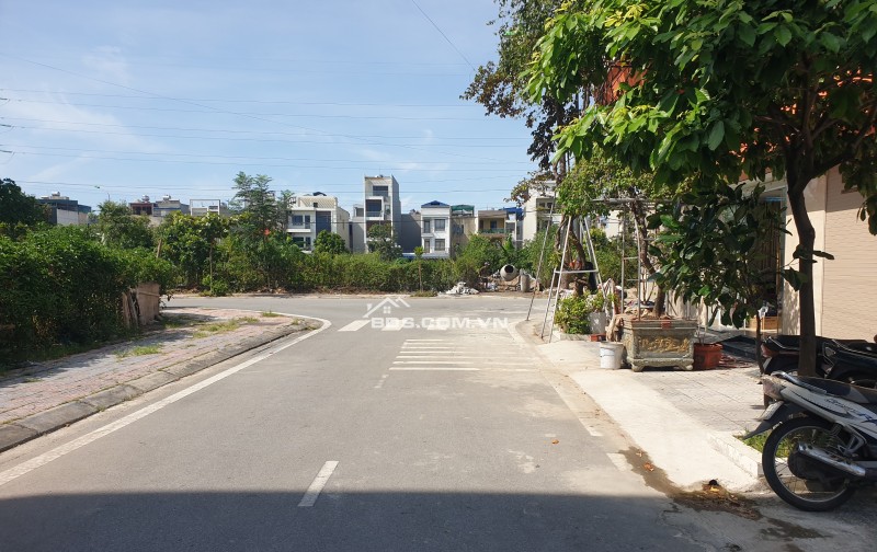 BÁN ĐẤT ĐẸP KHU ĐÔ THỊ BÃI VIÊN 53.3M2 Ô TÔ ĐỖ CỬA GIÁ TỪ 2.15 TỶ
