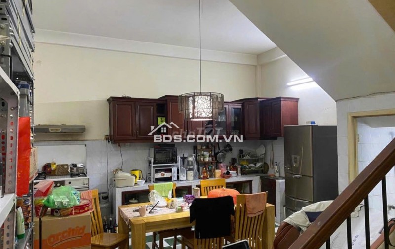 Bán nhà MT Trương Hoàng Thanh P12 Tân Bình 2 lầu (4PN, 3WC)