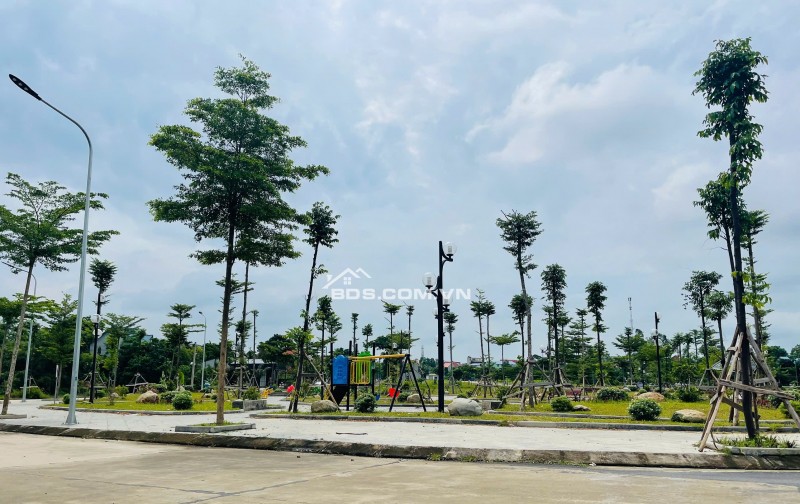 ĐẤT PHỐTam Giác Kết Nối Trung Tâm Hành Chính Mới 2 Phường Lớn Phổ Yên-Vạn Xuân