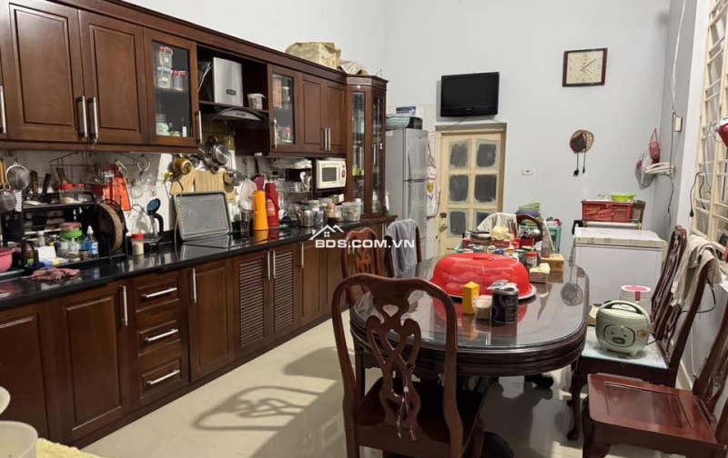 NHÀ MẶT ĐƯỜNG MINH KHAI HAI BÀ TRƯNG - VỊ TRÍ KINH ĐOANH DẸP GIÁ TỐT - DT 205M2 - 72 TỶ