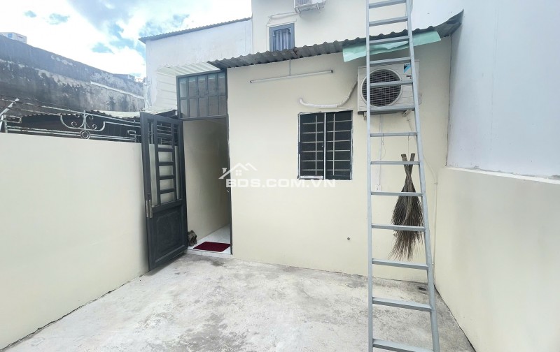 Cho thuê nhà nguyên căn mặt tiền Tỉnh Lộ 10