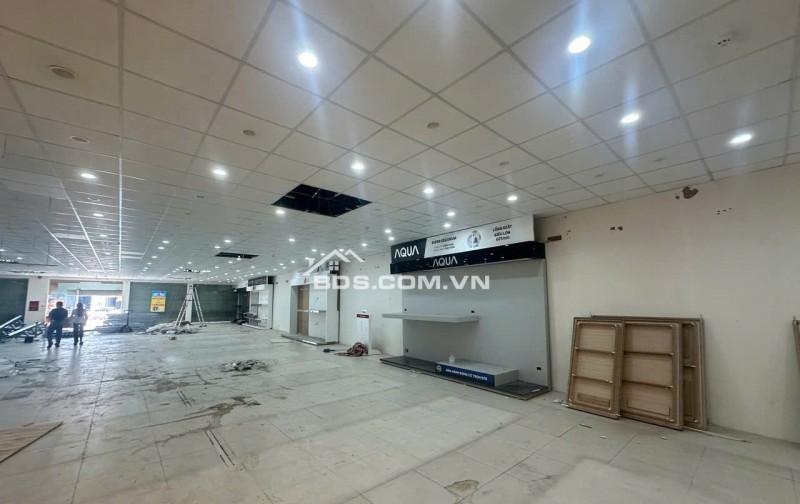 Cho thuê mặt bằng kinh doanh (vị trí đẹp) mặt tiền đường Quốc Lộ 13 Hiệp Bình Phước, Thủ Đức