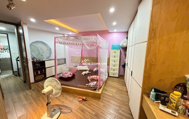 NHÀ ĐỐNG ĐA - MẶT NGÕ THÔNG - OTO ĐỖ CỬA - KINH DOANH ĐỈNH