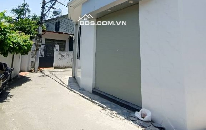 NGÔI NHÀ TẠI THẠCH BÀN – LÔ GÓC, THANG MÁY, NỘI THẤT NHẬP KHẨU – GIÁ CHỈ 7 TỶ! 