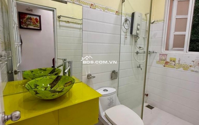  SIÊU PHẨM NHÀ 4 TẦNG BTCT NGAY TRUNG TÂM Q.10 - GIÁ TỐT - CHỈ 6.6 TỶ! 