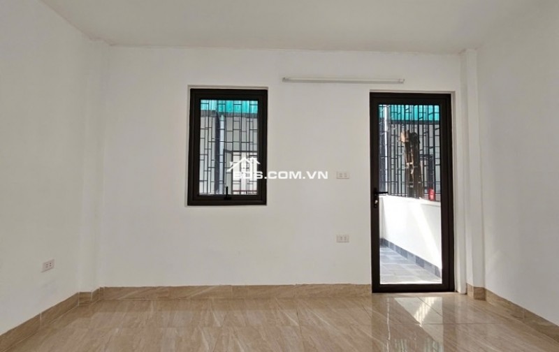 Bán nhà Ngọc Thuỵ Long Biên oto đỗ cổng thông- Nhỉnh 6 tỷ( TL)