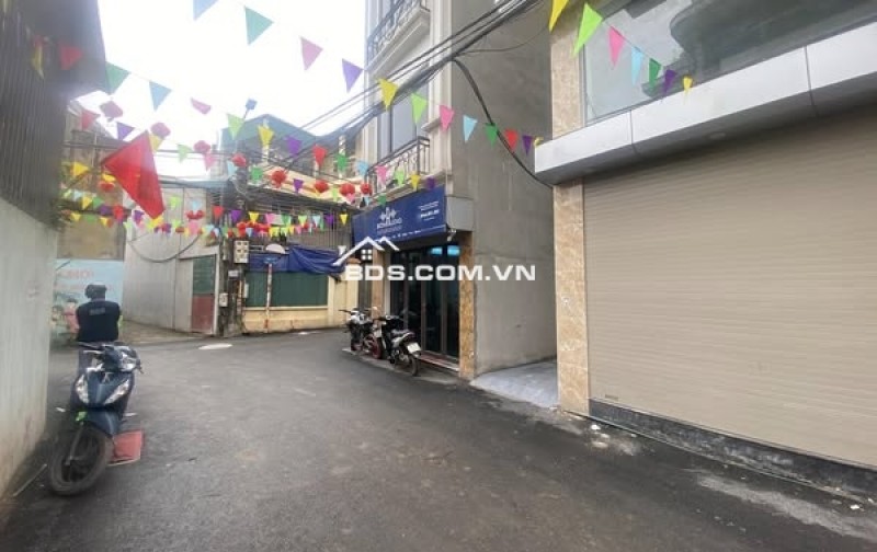 BÁN NHÀ ĐÔNG LA -HOÀI ĐỨC- 30M-5 TẦNG-4.3 TỶ -Ô TÔ ĐỖ CỔNG