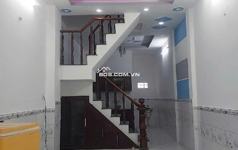 Bán nhà ngõ 4m, Bình Hưng Hòa B, Bình Tân. 48m2, 2 tầng, 3PN, 4WC. Sổ đỏ, 2.7 tỷ.