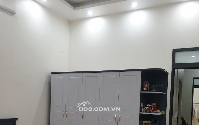 BÁN NHÀ 3.5 TỶ 3 TẦNG 54M2 NGÕ 2 Ô TÔ TRÁNH NHAU GẦN HỒ VỊ XUYÊN