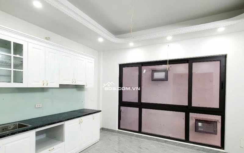 NHÀ ĐẸP MỚI TINH . Cổ Nhuế - Bắc Từ Liêm 35m 6 tầng mặt tiền 4,3m 7,25 tỷ 
sổ đỏ vuông vắn cất két .