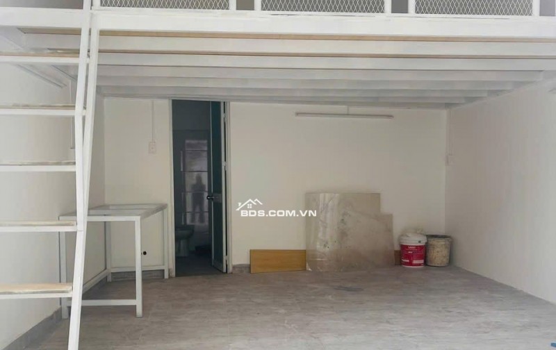 CHÍNH CHỦ-mbkd có chỗ ở lại ngay Nguyễn Kiệm