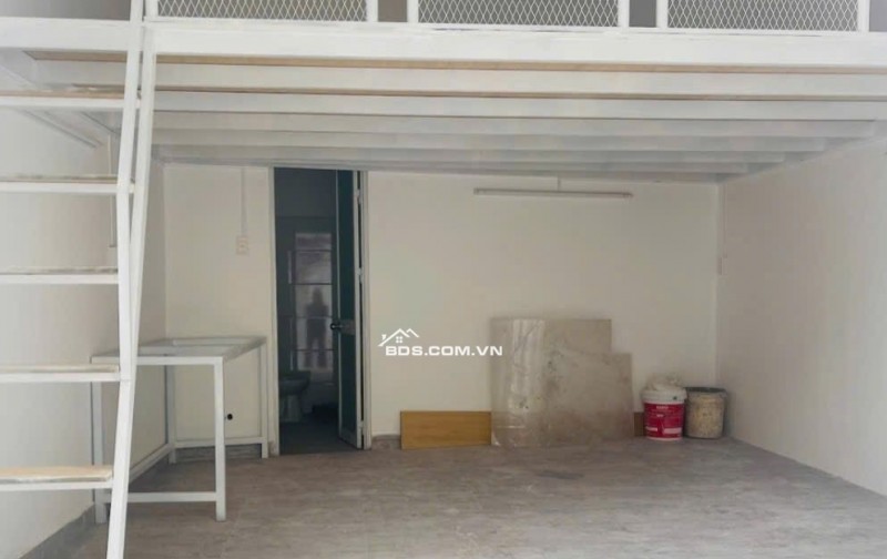 CHÍNH CHỦ-mbkd có chỗ ở lại ngay Nguyễn Kiệm
