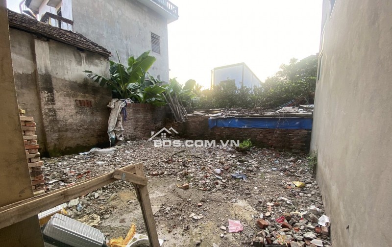Nhỉnh 4 tỷ ,CC gửi bán lô đất trung tâm Yên Nghĩa - Hà Đông  30m2 MT 5.9m