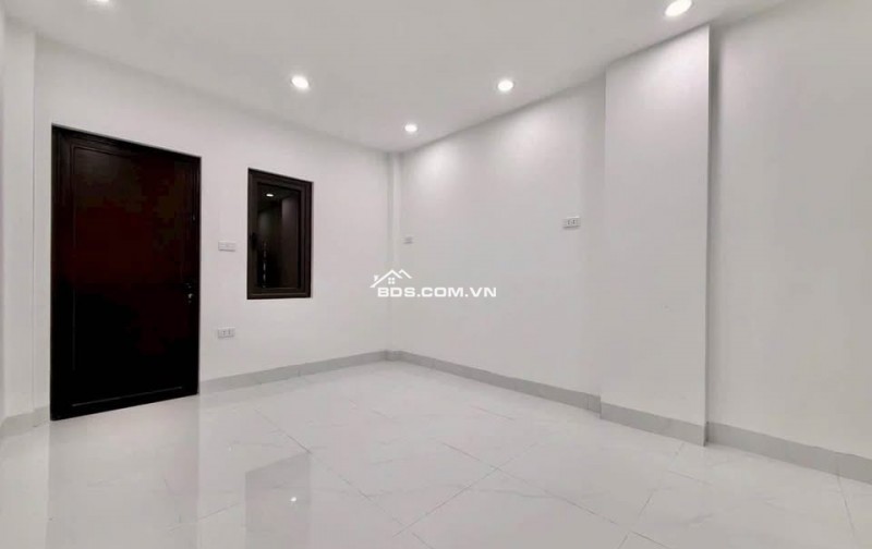 NHÀ ĐẸP 6 TẦNG, CÓ THANG MÁY - VỊ TRÍ VÀNG TRUNG TÂM SÀI ĐỒNG!