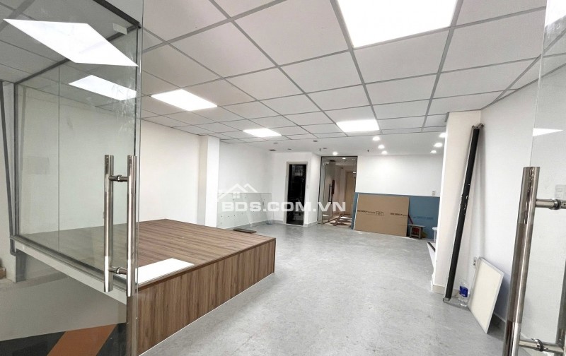 CHÍNH CHỦ-MBKD/VĂN PHÒNG NGAY PHAN XÍCH LONG- VẠN KIẾP