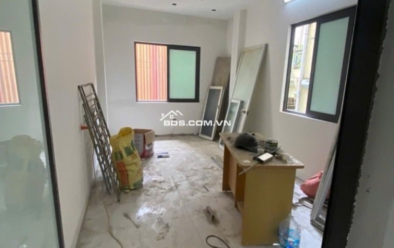 Nhà 5 tầng ngõ Mai Hương đủ công năng - 22/25m2 - 6.75 tỷ