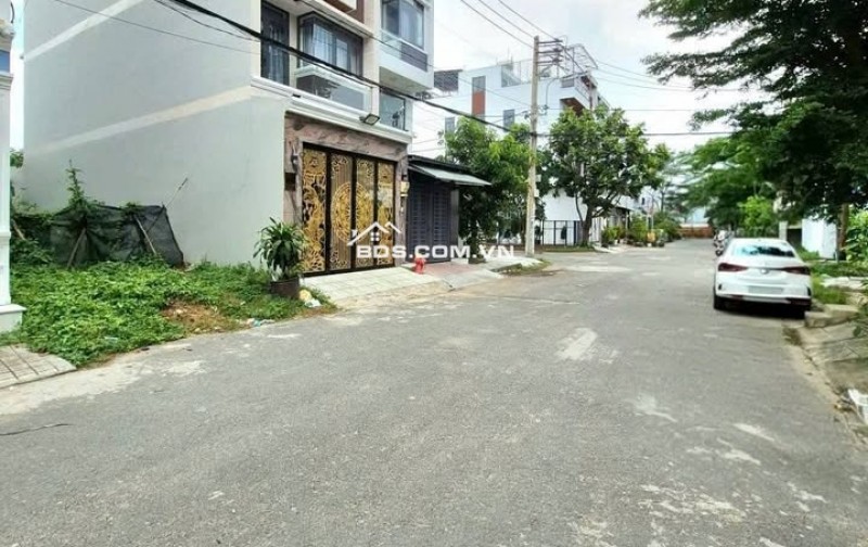 BÁN NHÀ MẶT TIỀN 10m, NHÀ BÈ: KINH DOANH NGAY, SỔ ĐỎ TRAO TAY!