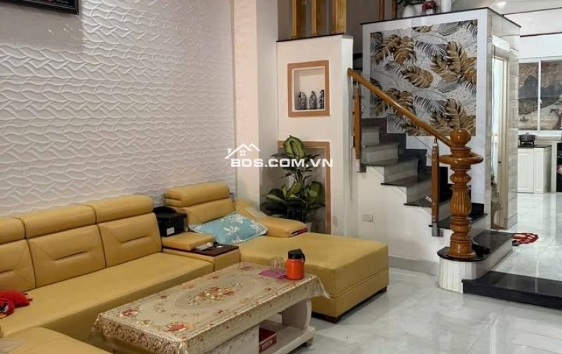 BÁN NHÀ MẶT TIỀN 10m, NHÀ BÈ: KINH DOANH NGAY, SỔ ĐỎ TRAO TAY!