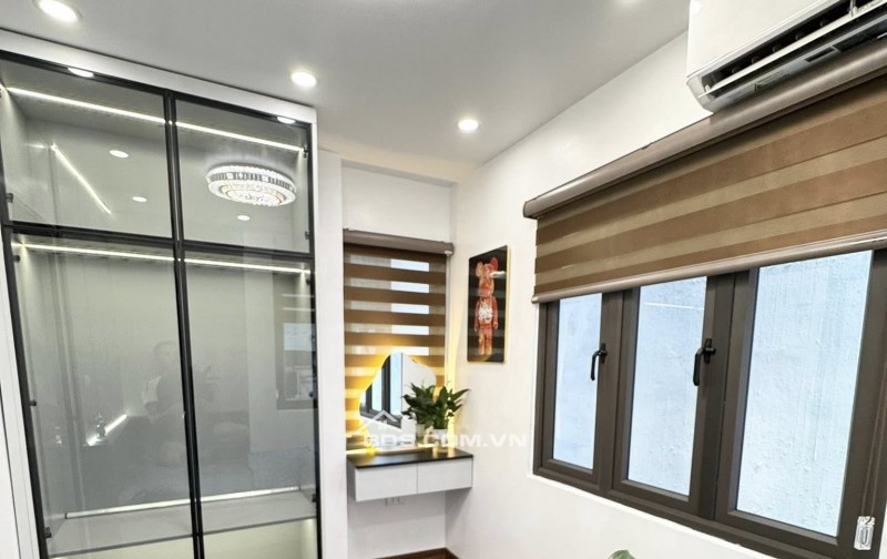 La Thành – Đống Đa – 26m² – 5 tầng – mặt ngõ thông – 5.75 tỷ