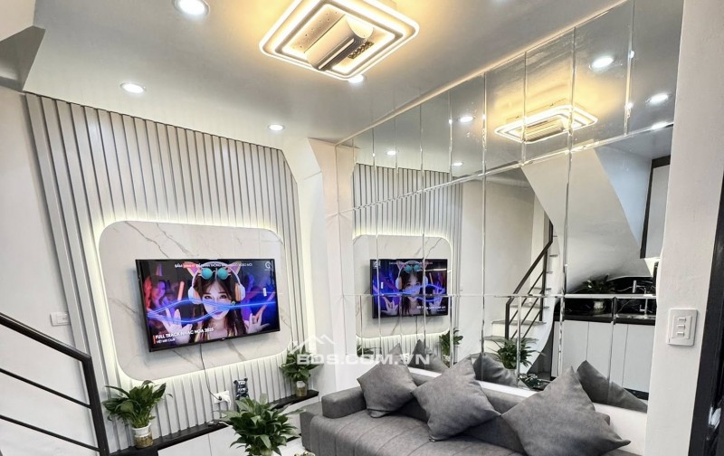 La Thành – Đống Đa – 26m² – 5 tầng – mặt ngõ thông – 5.75 tỷ