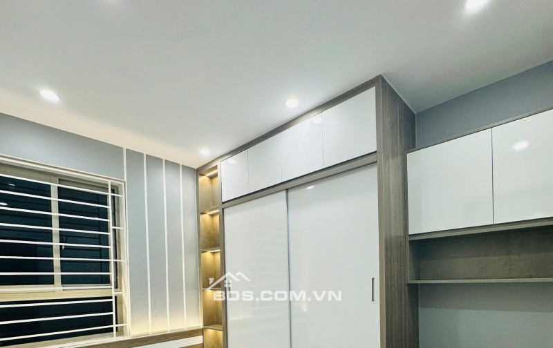 Căn hộ chung cư HH1 Linh Đàm 56m2, 2 ngủ giá chỉ 2 tỷ 200 triệu