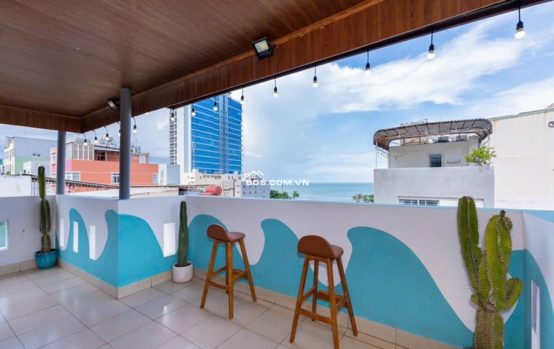 Bán Khách sạn 1 sao, 5 tầng, 31 phòng ngủ, View Biển. Ngay sát Bãi Sau Vũng Tàu.