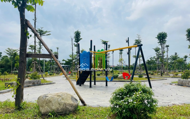 ĐẤT PHỐTam Giác Kết Nối Trung Tâm Hành Chính Mới 2 Phường Lớn Phổ Yên-Vạn Xuân
