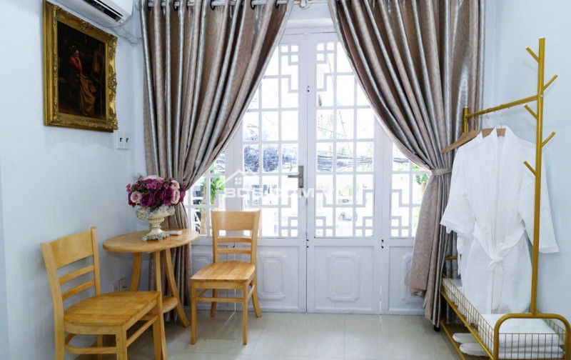 Cho thuê nhà nguyên căn hẻm xe hơi tại Quận Bình Thạnh