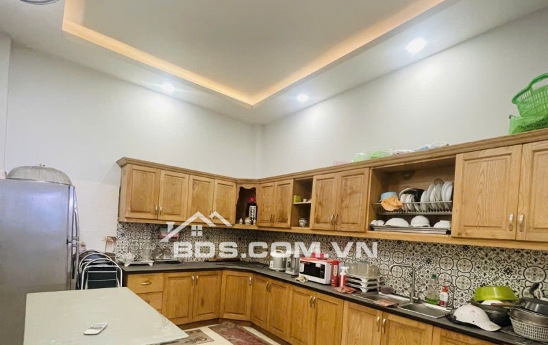 Bán nhà 1 trệt 2 lầu hẻm 8m đường Liên Tỉnh 5 P6 Q8 tiện kinh doanh