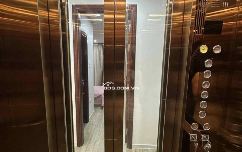 Nhà Đẹp Lô Góc, Thang Máy Minh Khai 30m, 7 tầng, mt 4m, giá 9.8 tỷ.