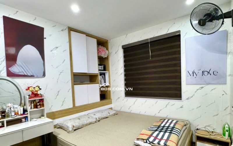 Bán căn hộ tầng 20 chung cư HH Linh Đàm, 67.04m2 - 2 ngủ giá chỉ 3 tỷ 50 triệu